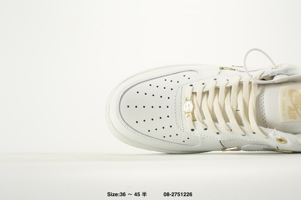 ナイキ靴細部ディテール